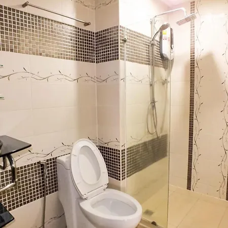 Junior Apartment Pattaya Exterior photo